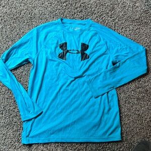 👕 Loose Fit Heatgear, Under Armour, Long Sleeve, Youth XL 🧨